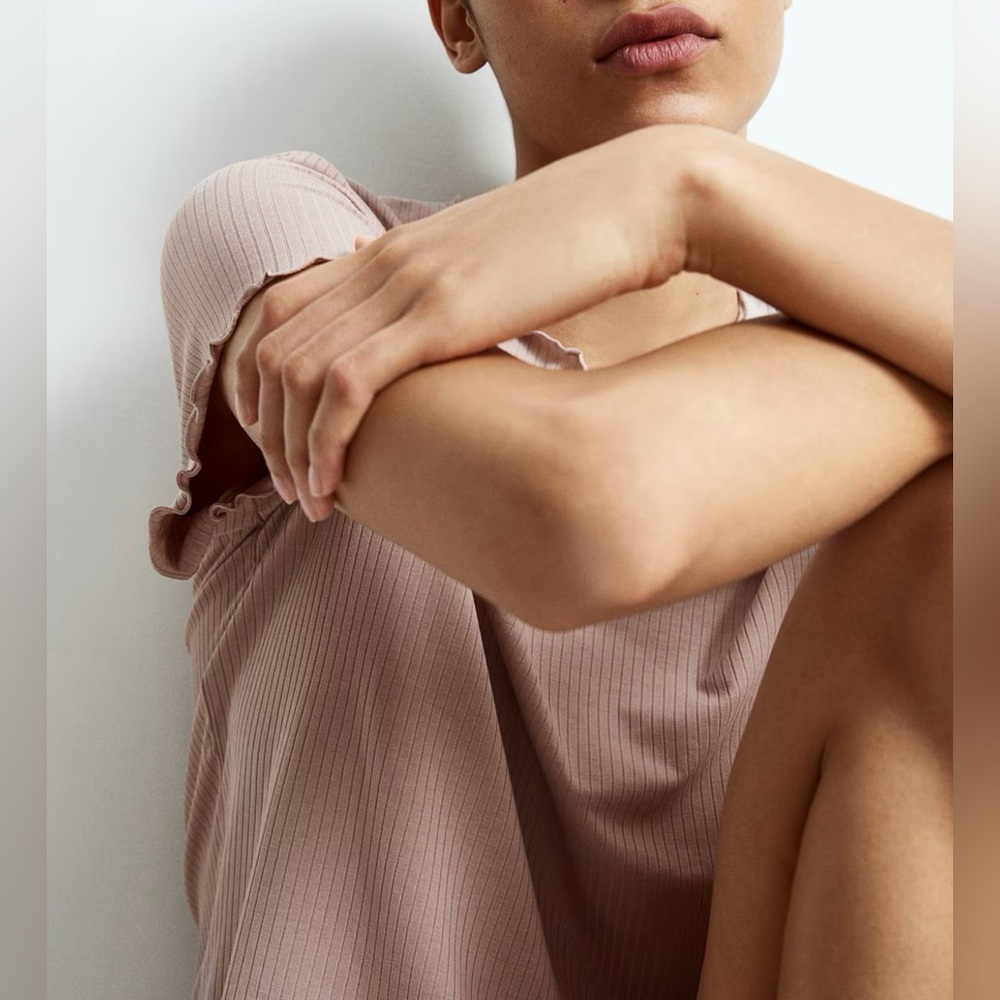 H&M PJ Set - Picture 3 of 7
